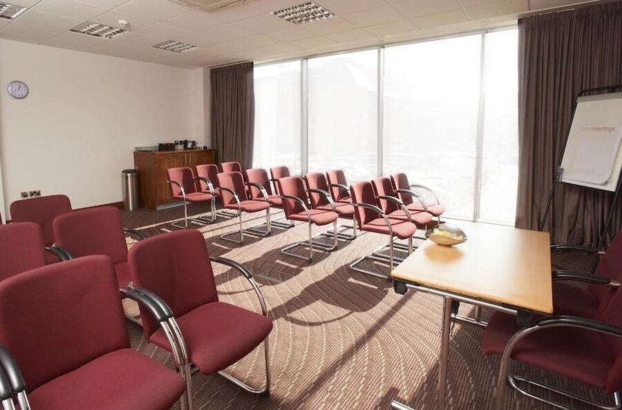 Leonardo Hotel Derby Extérieur photo